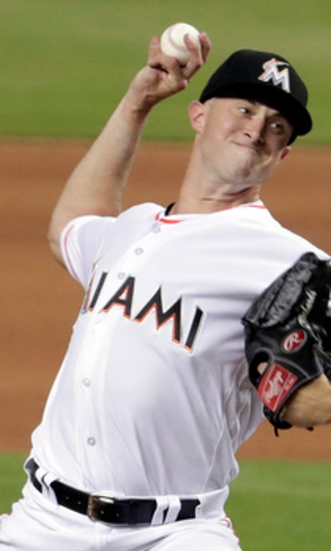 Richards earns first win, Marlins beat Giants 3-1